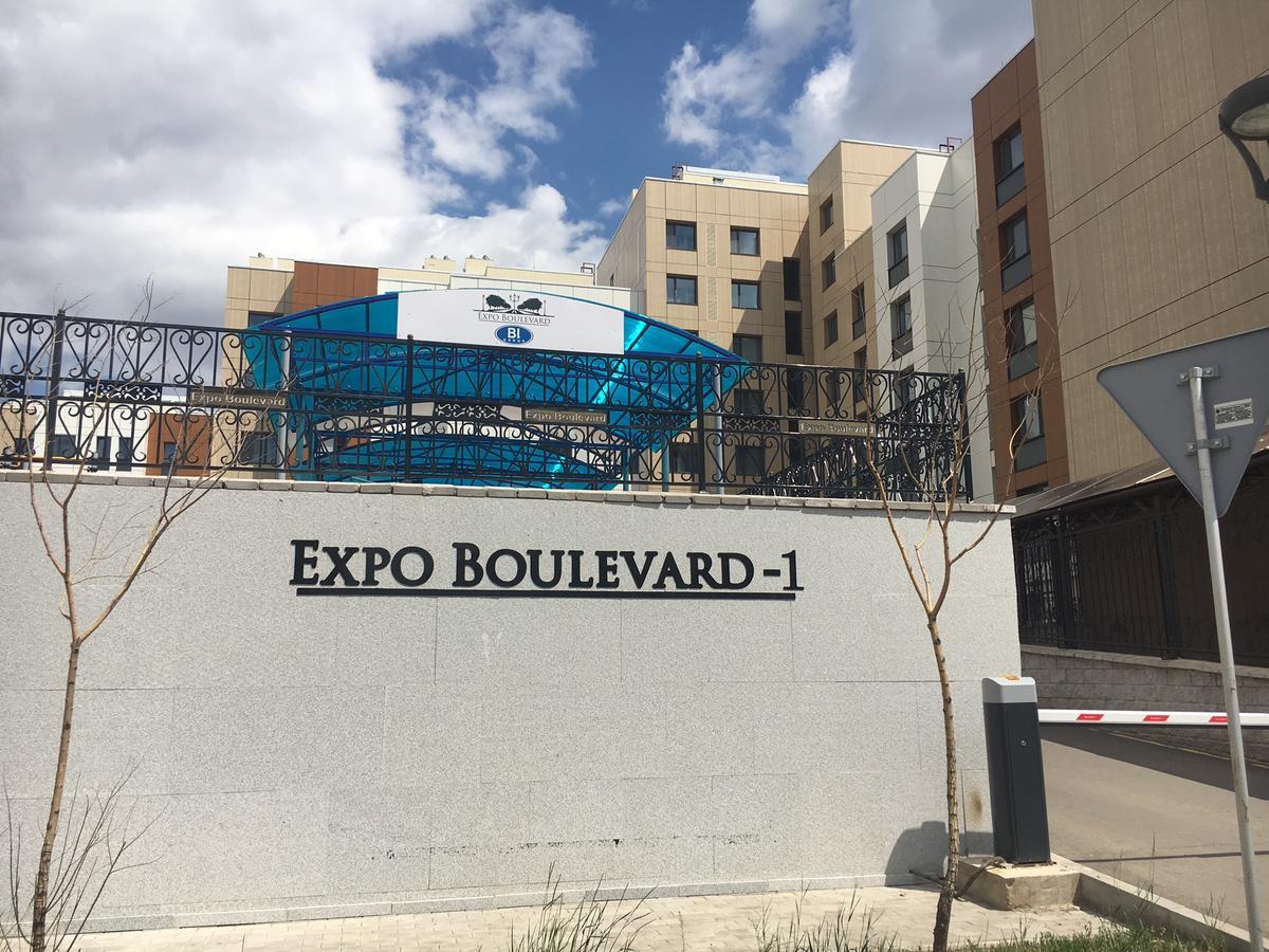 Eco Apart Hotel Astana Екстериор снимка